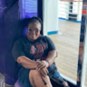 Meet your Posher, Tara